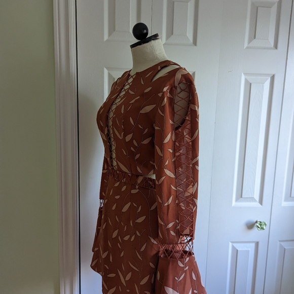 Cutout Finders Mini Dress 👗 - Picture 5 of 7